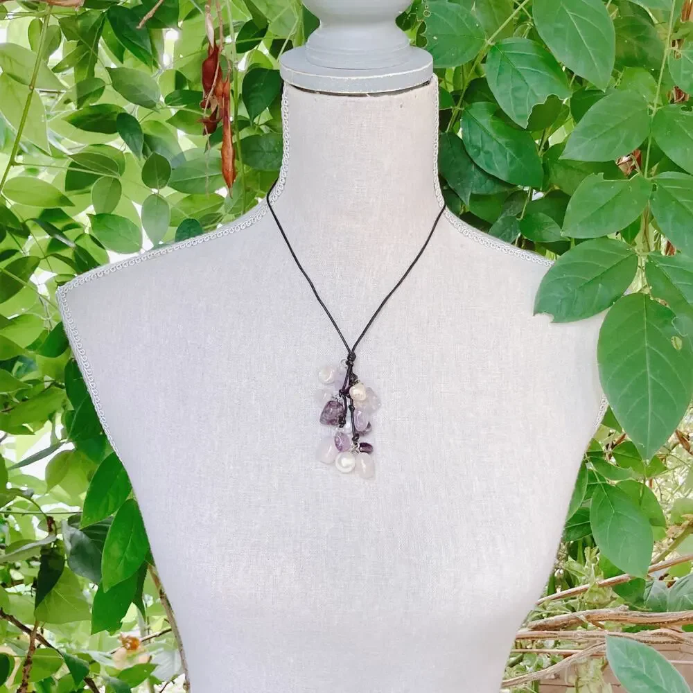VTG Pendant Necklace 17
